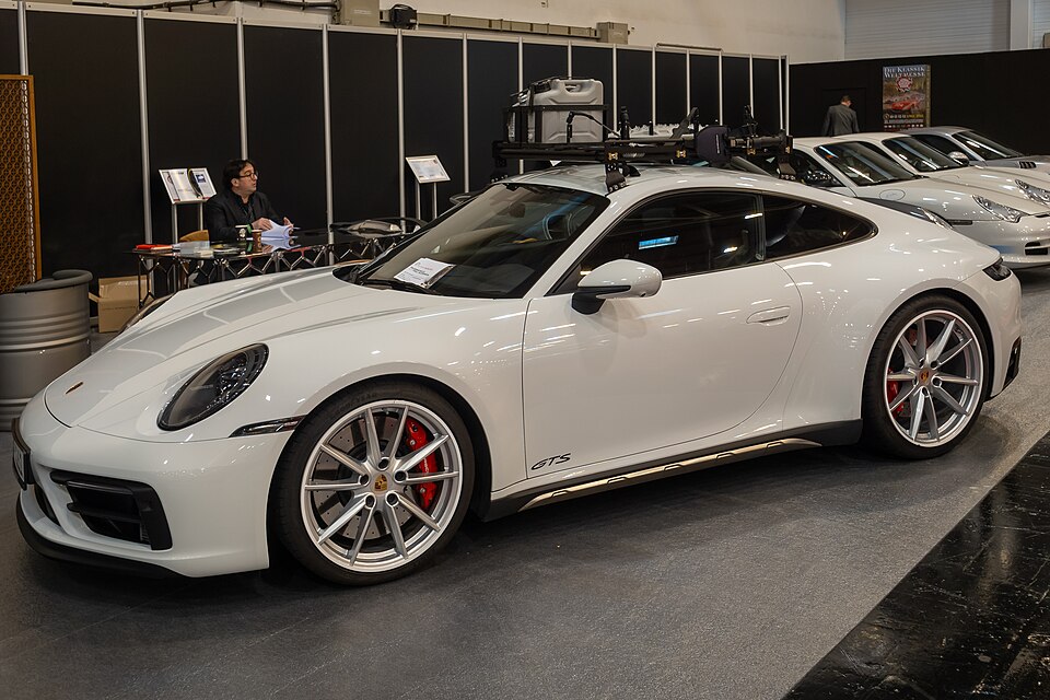 Porsche 911 Carrera