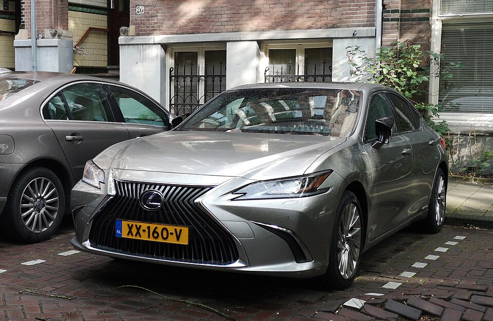 Lexus ES 300h